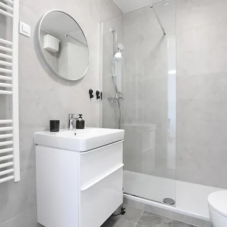 Nora With Private Parking Lägenhet *