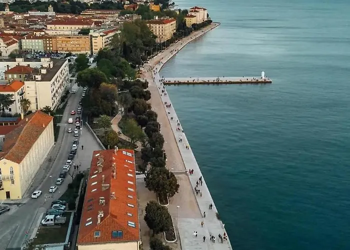 Nora With Private Parking * Zadar