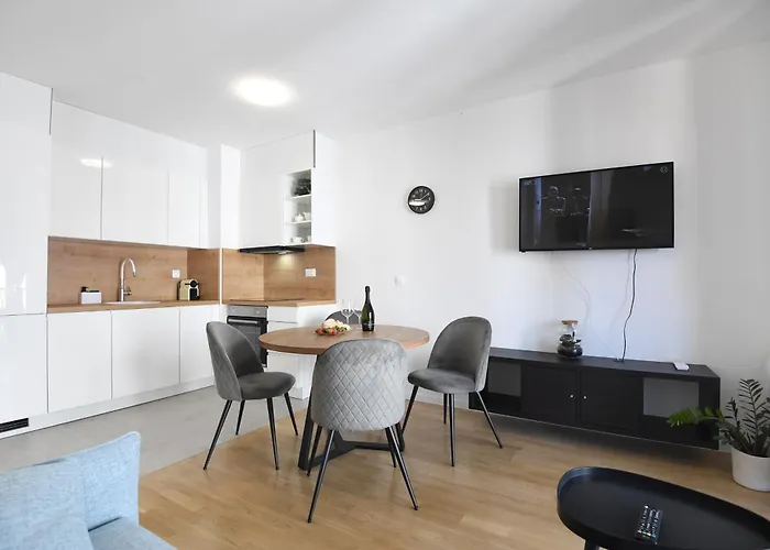 Nora With Private Parking *